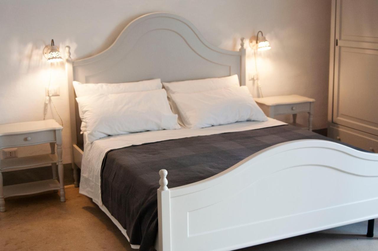 Le Finestre Su Porta Carrese - Luxury Rooms Matino Luaran gambar